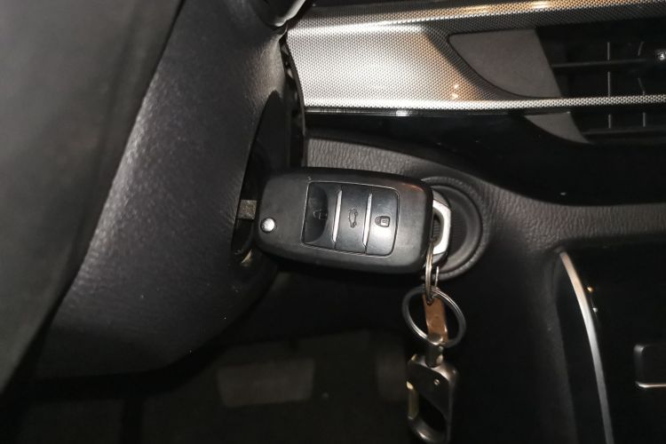 长安凯程 长安欧尚A600EV 2021款 EV中控内饰7001