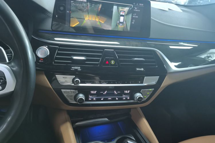 宝马6系GT 2020款 630i M运动套装中控内饰16