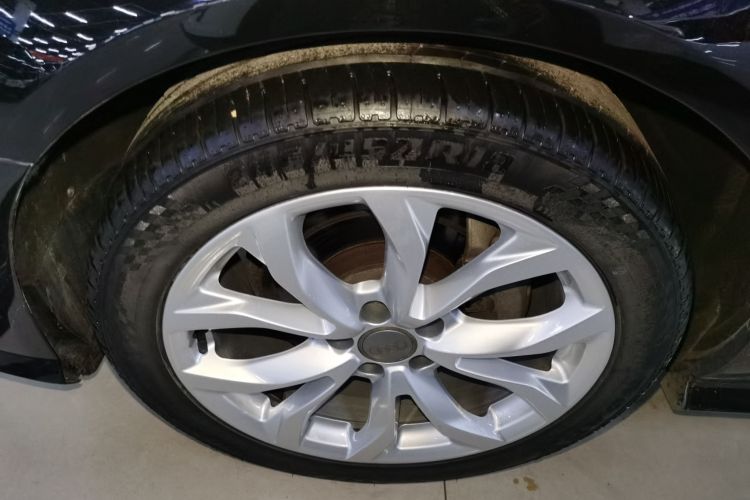 奥迪A6L 2018款 30周年年型 35 TFSI 时尚型车身外观6007