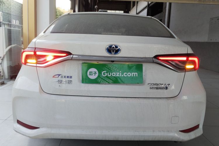 丰田 卡罗拉 2023款 1.8L 智能电混双擎 精英版车身外观6