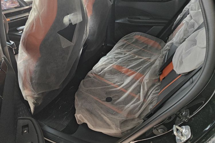 长安UNI-V 2024款 1.5T 尊贵运动型中控内饰7004