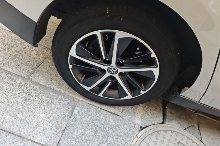 启辰D60 2018款 1.6L CVT舒适版车身外观6006