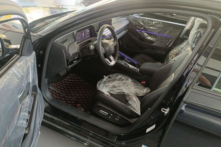 本田 雅阁新能源 2023款 2.0L e:PHEV 尊贵版中控内饰7003