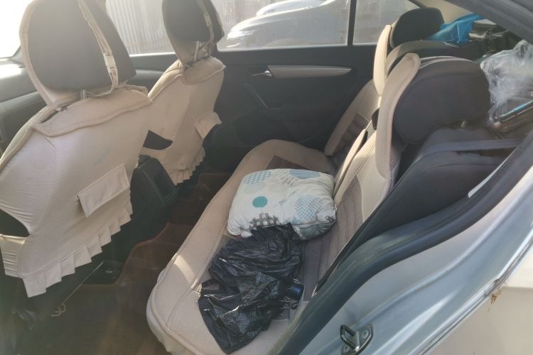 大众 朗逸 2013款 改款经典 1.6L 自动风尚版中控内饰7004