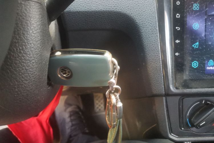 大众 桑塔纳 2021款 1.5L 手动风尚版中控内饰11