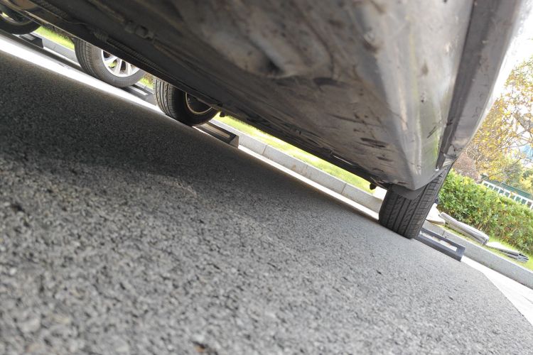 雷诺 风朗 2013款 2.0L 时尚版局部细节9004