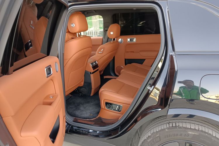 理想汽车 理想L7 2024款 MAX中控内饰7004