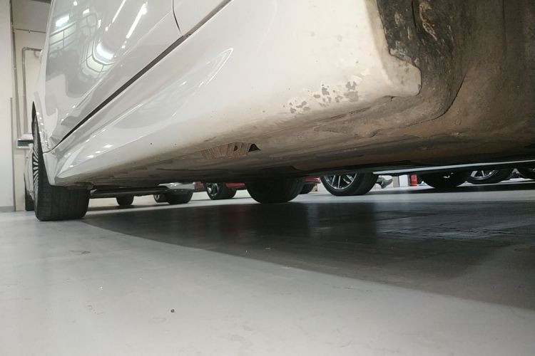 宝马3系 2018款 320i M运动套装局部细节9001