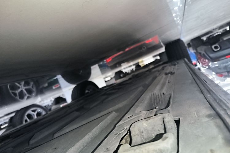 奔驰GLB 2020款 GLB 200 动感型局部细节9001