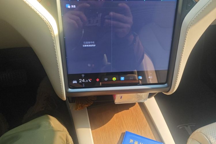 特斯拉 Model X 2019款 长续航版中控内饰16