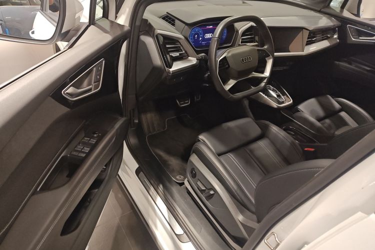 奥迪Q4 e-tron 2024款 40 e-tron 创行版中控内饰20