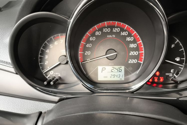 丰田 威驰FS 2022款 1.5L 20周年纪念版局部细节14