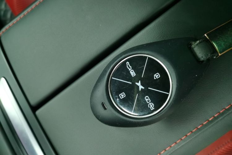 小鹏P7 2020款 670N中控内饰11