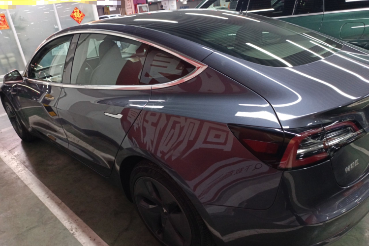 特斯拉 Model 3 2019款 标准续航后驱升级版车身外观6003