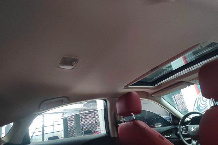 本田 思域 2016款 180TURBO CVT舒适版中控内饰22