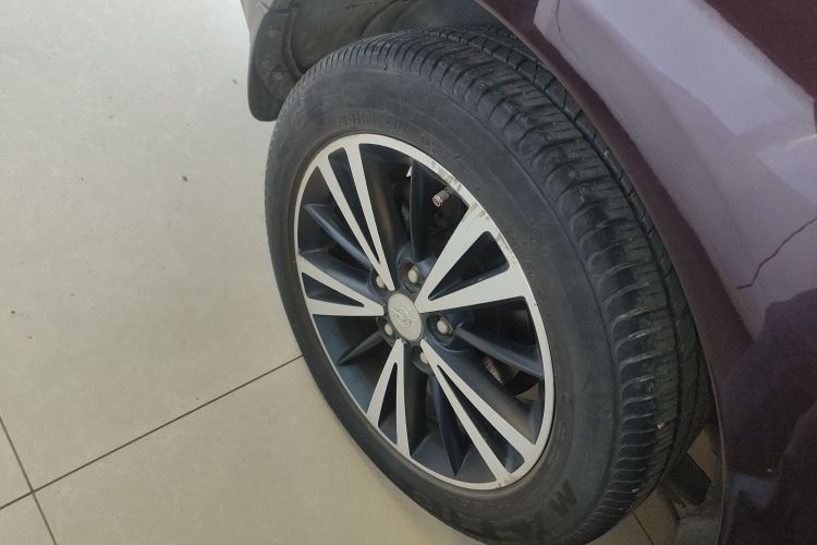 海马M6 2017款 1.6L 手动运动智能型车身外观6006