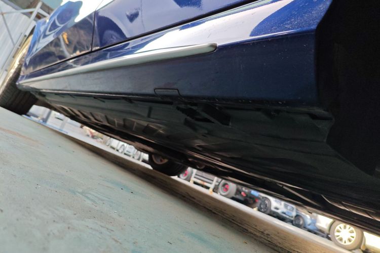 奔驰C级 2020款 C 200 L 时尚型运动版局部细节9002