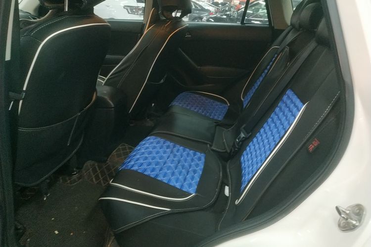 马自达CX-5 2014款 2.0L 自动两驱都市型中控内饰7004