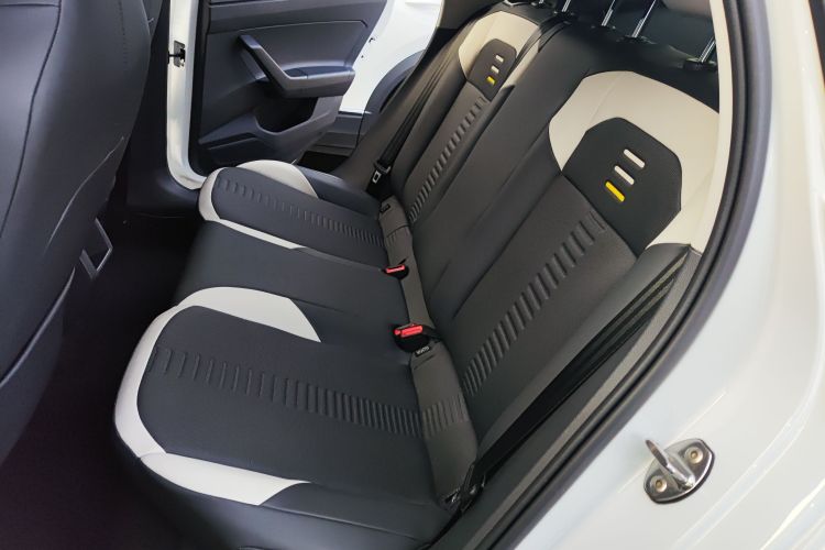 大众 Polo 2023款 改款 Plus 1.5L 自动炫彩科技版中控内饰21