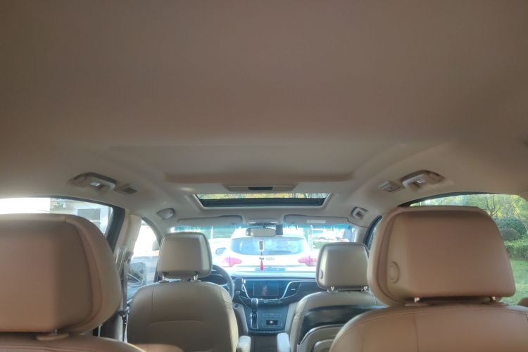 别克GL8 2017款 ES 28T 尊享型 国V中控内饰22