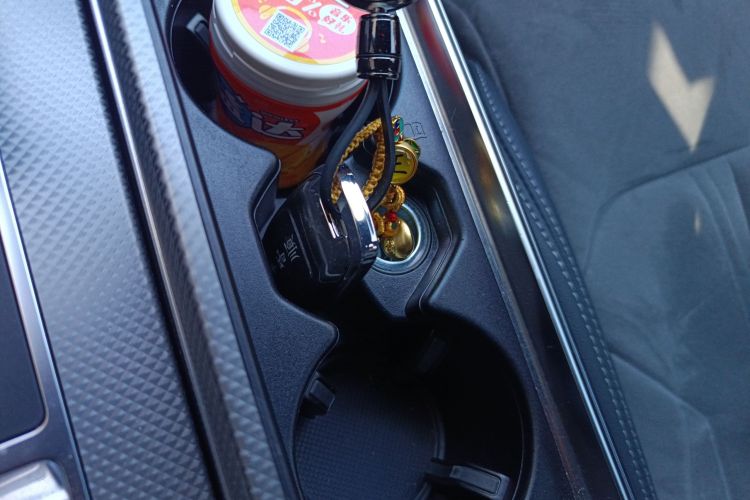 奥迪A6L 2023款 改款 40 TFSI 豪华动感型中控内饰11