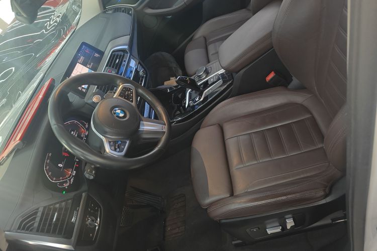 宝马X3 2020款  xDrive28i M运动套装中控内饰19