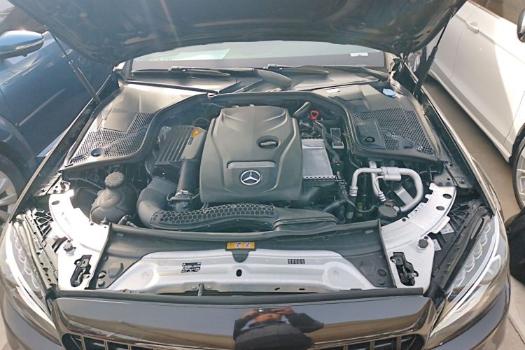 奔驰C级 2018款 C 180 L 时尚型运动版机舱底盘24