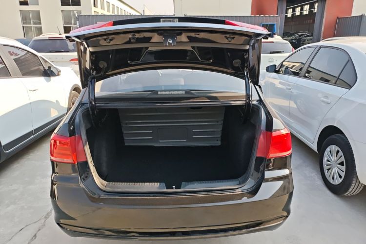 大众 桑塔纳 2021款 1.5L 自动风尚版局部细节23