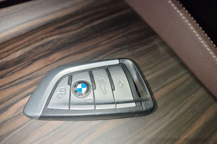 宝马5系 2021款 530Li 领先型 豪华套装中控内饰11