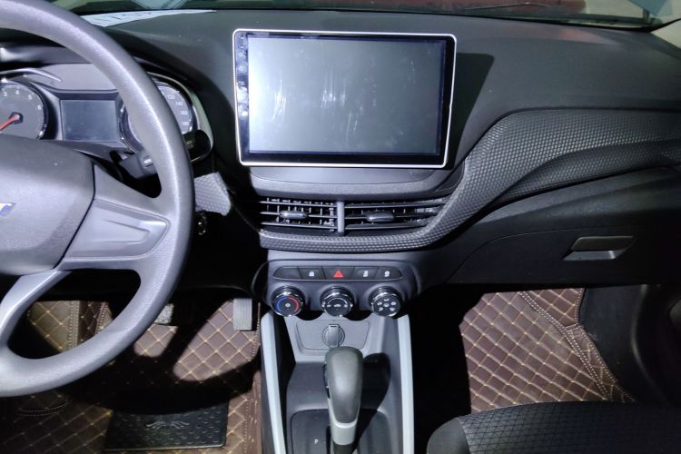 雪佛兰 科沃兹 2020款 325T 自动欣悦版中控内饰16