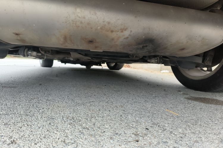 福特 福克斯 2012款 两厢 2.0L 手动豪华运动型局部细节9009