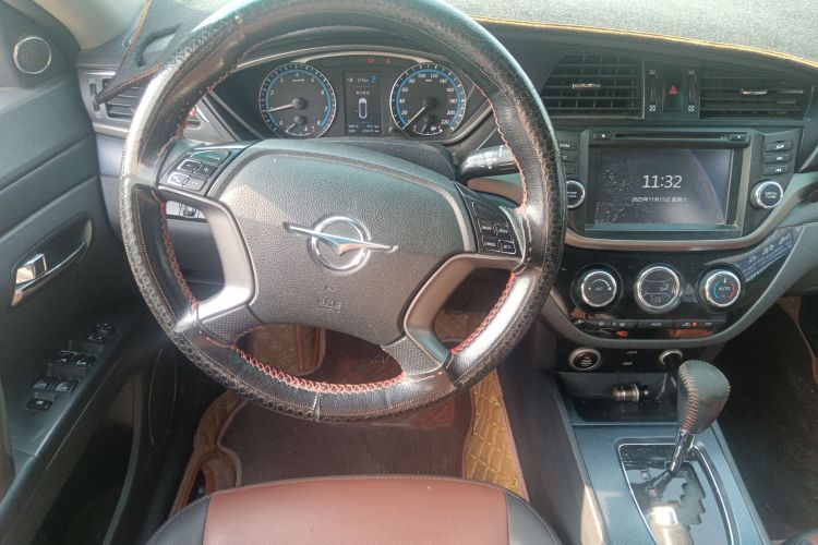 海马M6 2017款 1.5T CVT豪华型局部细节13