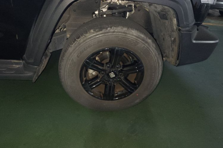 坦克300 2024款 2.0T 征服者车身外观10