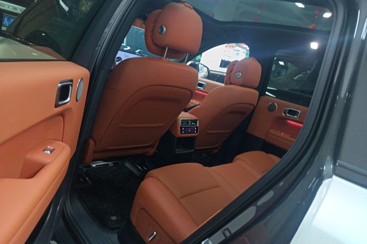 理想汽车 理想L6 2024款 Pro中控内饰7004