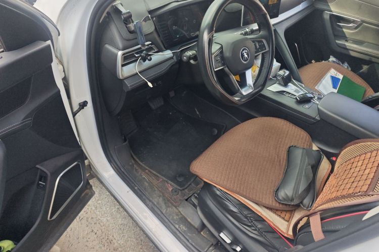 比亚迪 宋Pro 2019款 1.5T 自动尊贵型中控内饰20