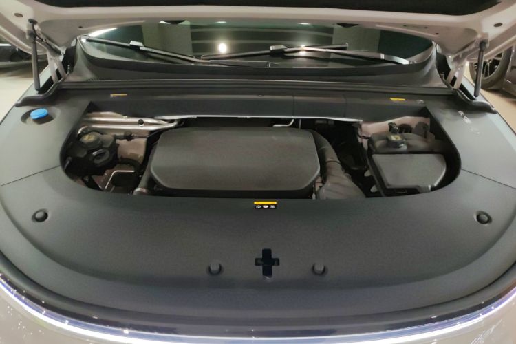 理想汽车 理想L6 2024款 Max机舱底盘24