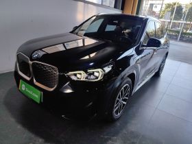 宝马iX1 2023款 eDrive25L M运动套装