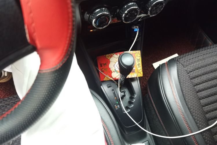 丰田 YARiS L 致炫 2016款 改款 1.5E CVT魅动版中控内饰18