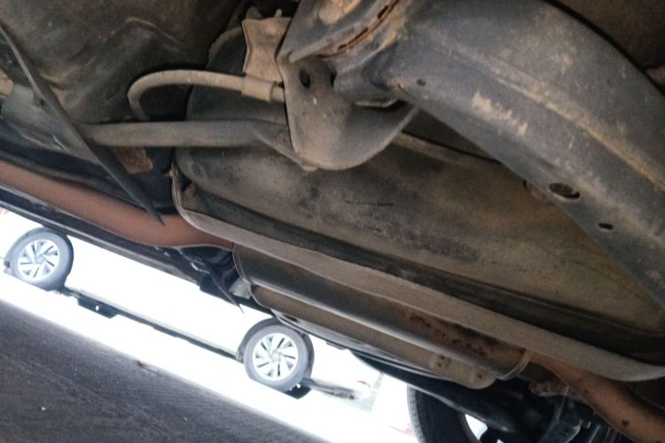 日产 奇骏 2012款 2.5L CVT豪华版 4WD局部细节9003