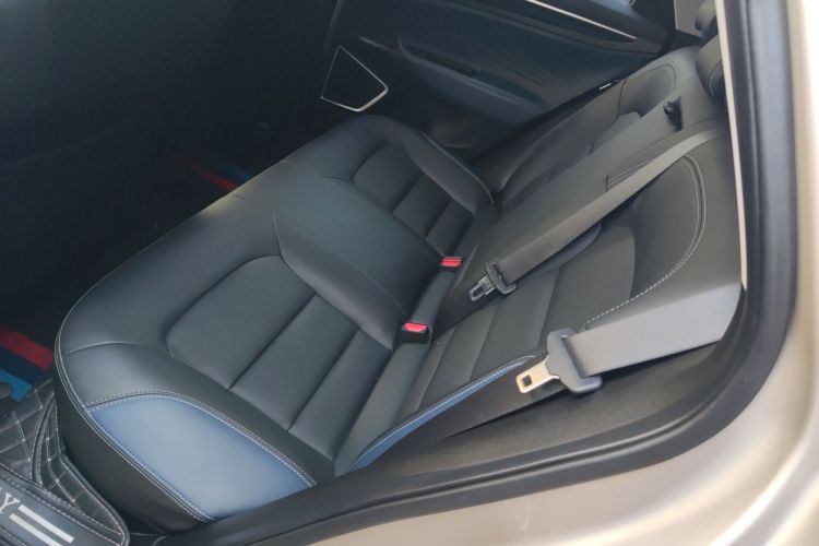 吉利汽车 帝豪GL 2021款 UP 1.4T CVT领曜型中控内饰7003