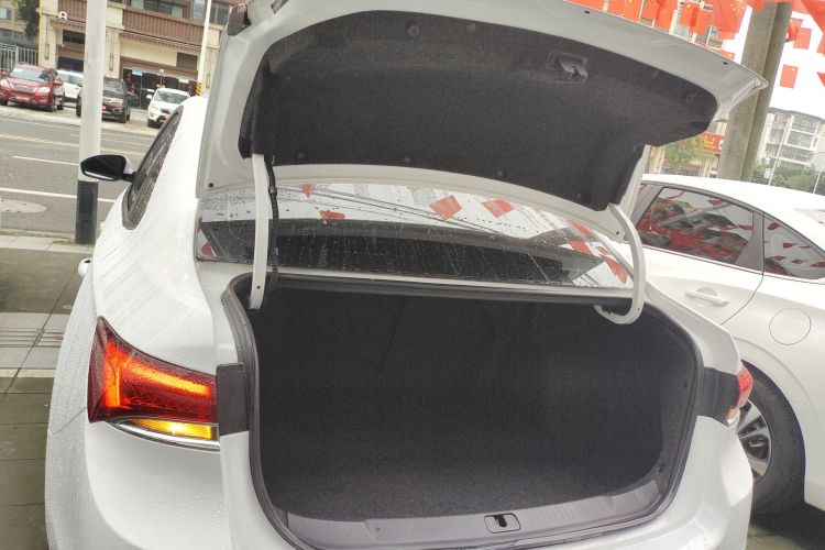 别克 英朗 2019款 18T 自动互联精英型 国VI局部细节23