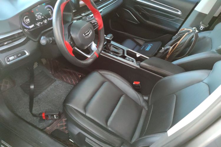 吉利汽车 帝豪 2022款 第4代 1.5L CVT尊贵型中控内饰19