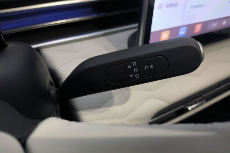 东风纳米 纳米01 2024款 焕新版 330 Plus智+局部细节18