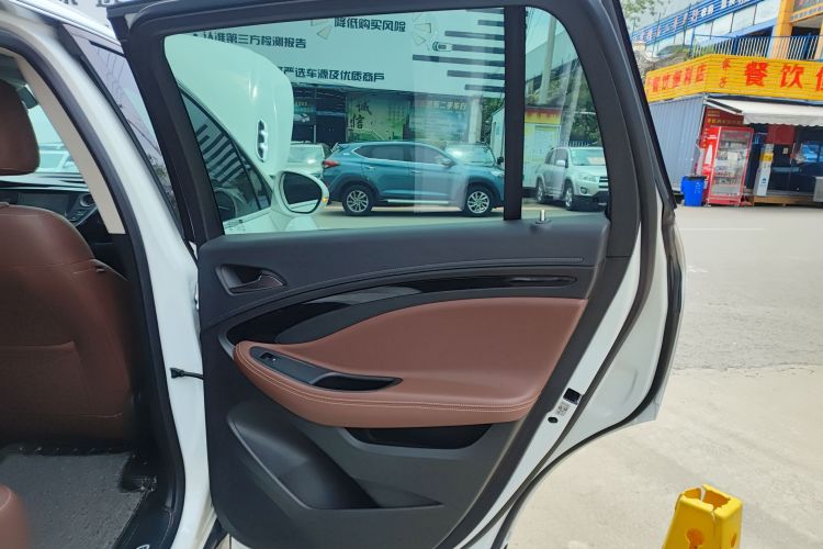 别克 昂科威 2018款 28T 四驱精英型中控内饰45