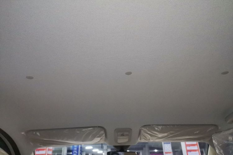 五菱汽车 宏光MINIEV 2025款 四门版 进阶款中控内饰22