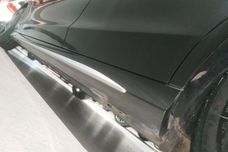 奔驰C级 2021款 C 260 L 运动星耀臻藏版局部细节9002