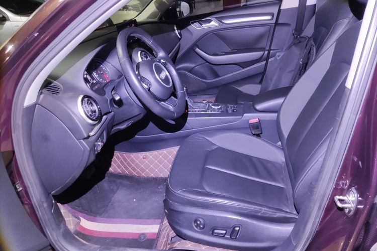 奥迪A3 2015款 Limousine 35 TFSI 百万纪念舒享型中控内饰19