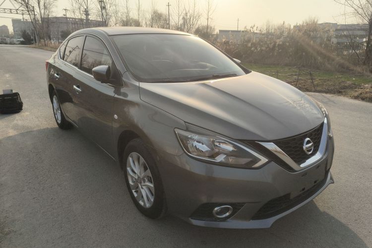 日产 轩逸 2022款 经典 1.6XL CVT豪华版车身外观3