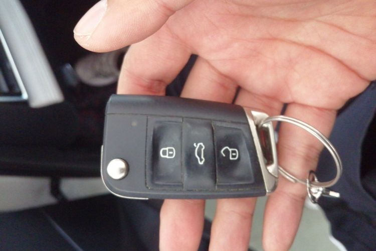 大众 途观L 2022款 330TSI 自动两驱舒享版中控内饰7001