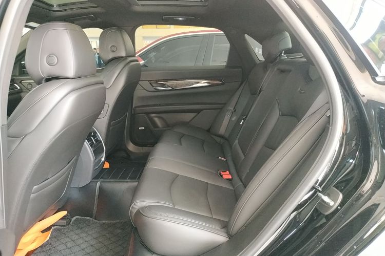 凯迪拉克CT6 2022款 28T 豪华型中控内饰7004